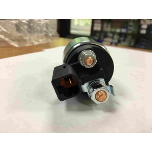 Втягивающее реле стартера