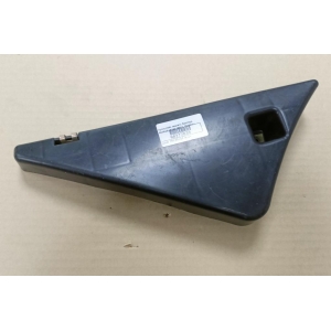 Кронштейн заднего бампера правый Lanos седан (верт. фонарь)